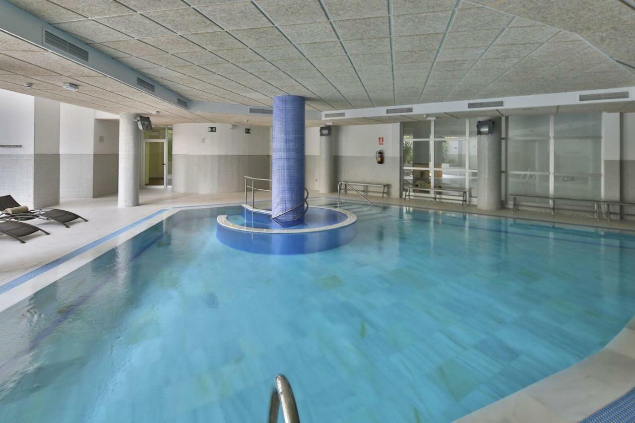 Bahia De La Plata Luxury Apartments Estepona Exterior photo